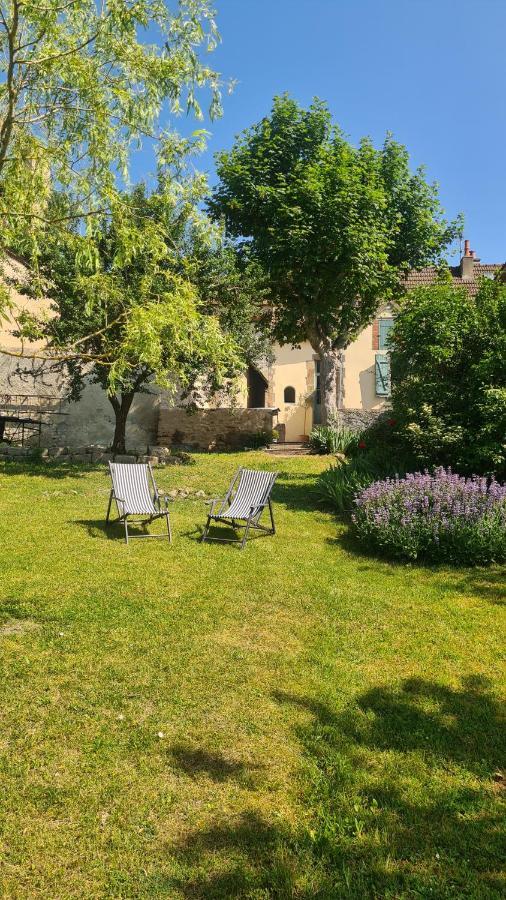 Besson Gite L'Annexe Du Prieure מראה חיצוני תמונה
